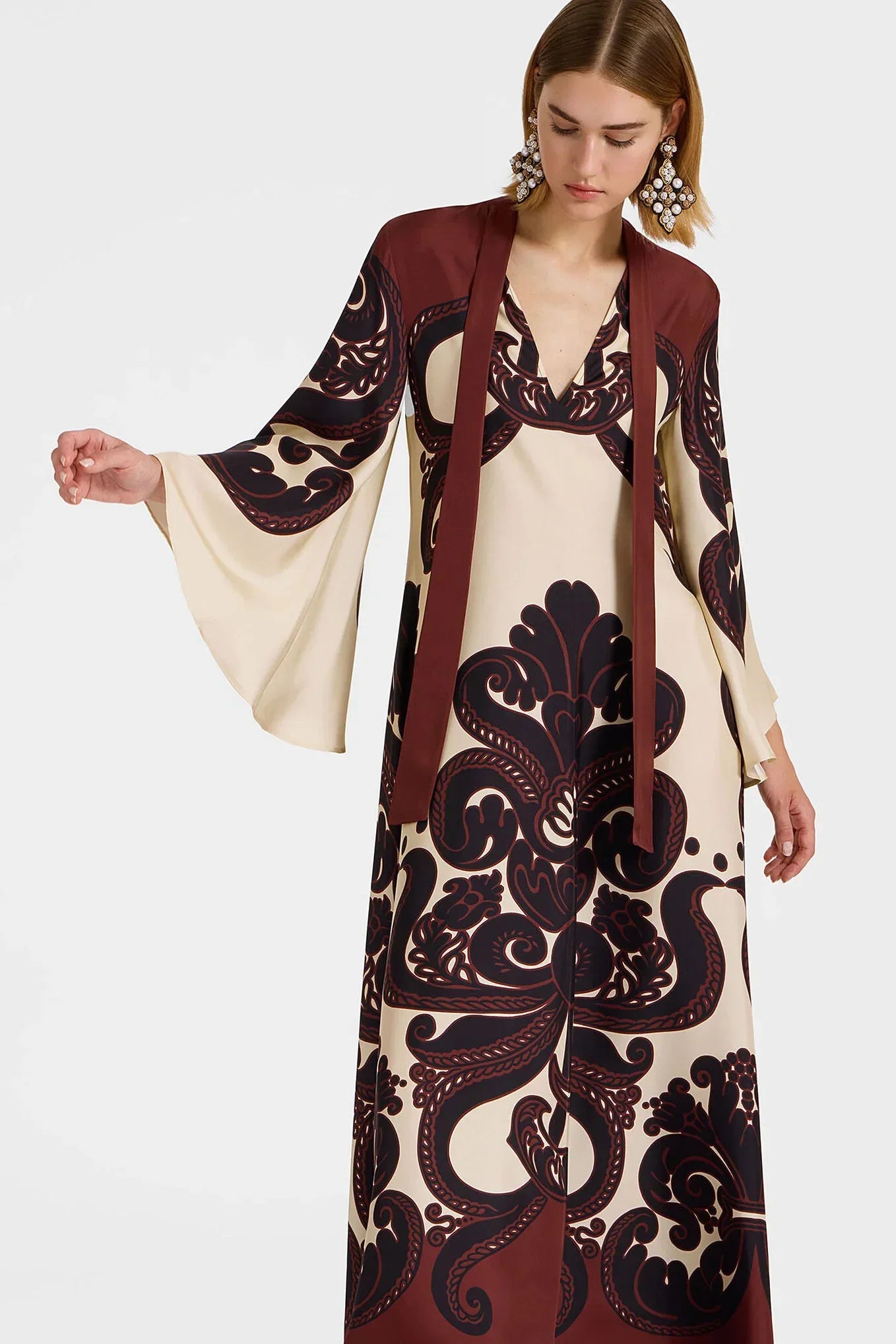 Dress in cream and burgundy satin with a stunning pattern print for women