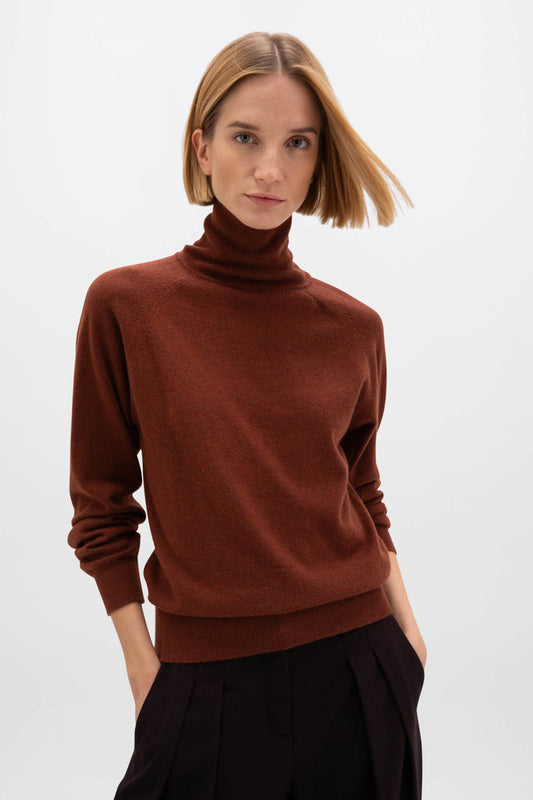 Sweater for Women with Long Sleeves and Turtleneck Design